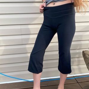 Lululemon cropped pants